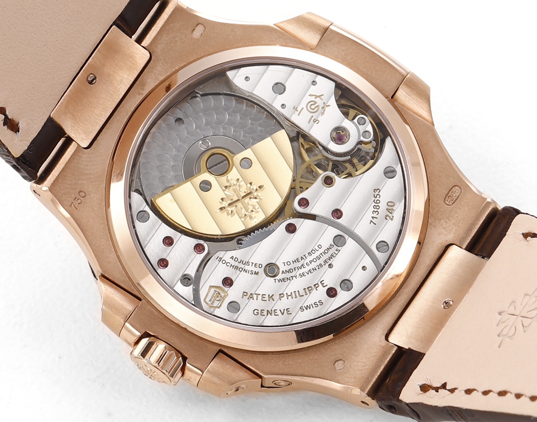 The new Patek Philippe 5712GR "King of Steel" shocked his debut! 