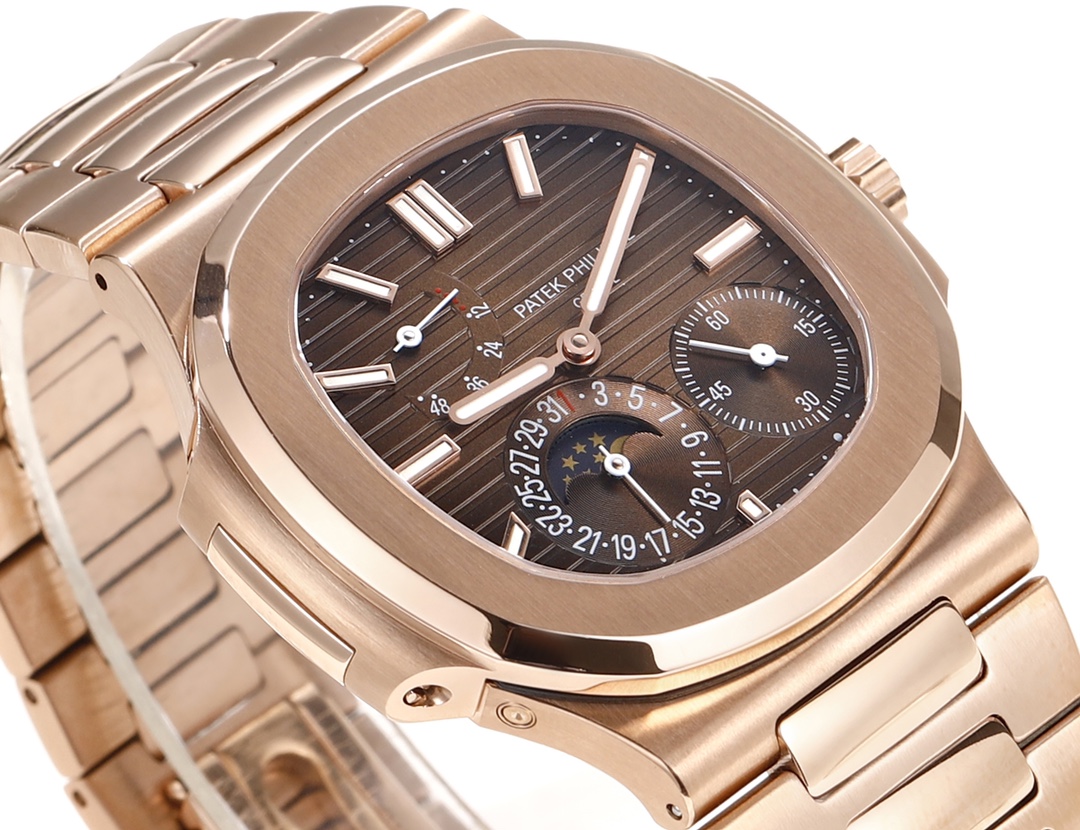 The new Patek Philippe 5712GR "King of Steel" made a shocking debut! 