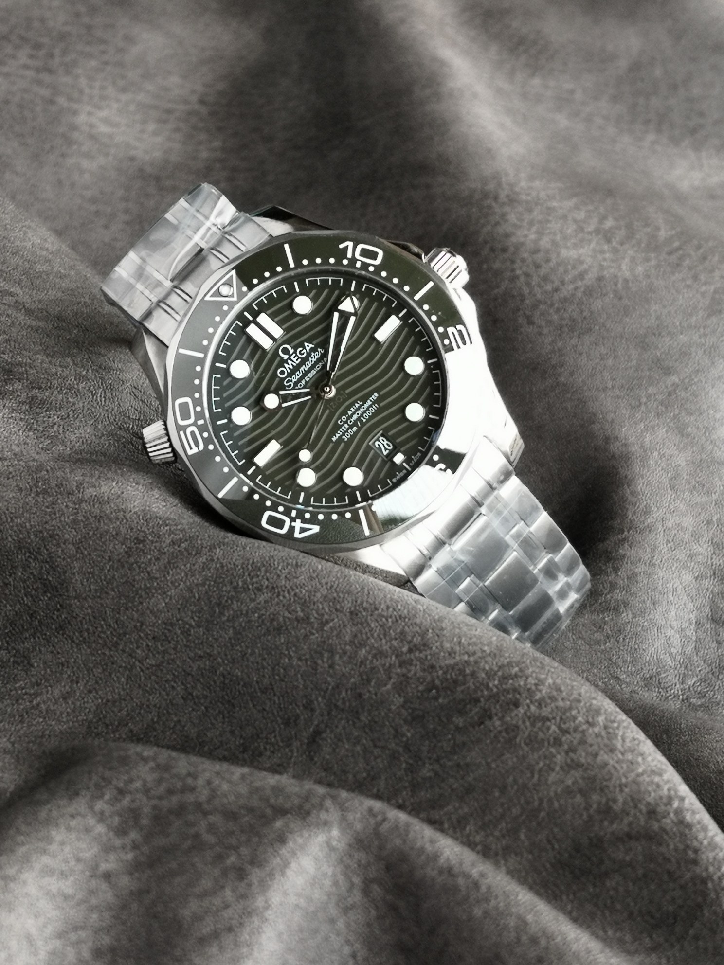 VS limited recommendation: Omega seahorse series 