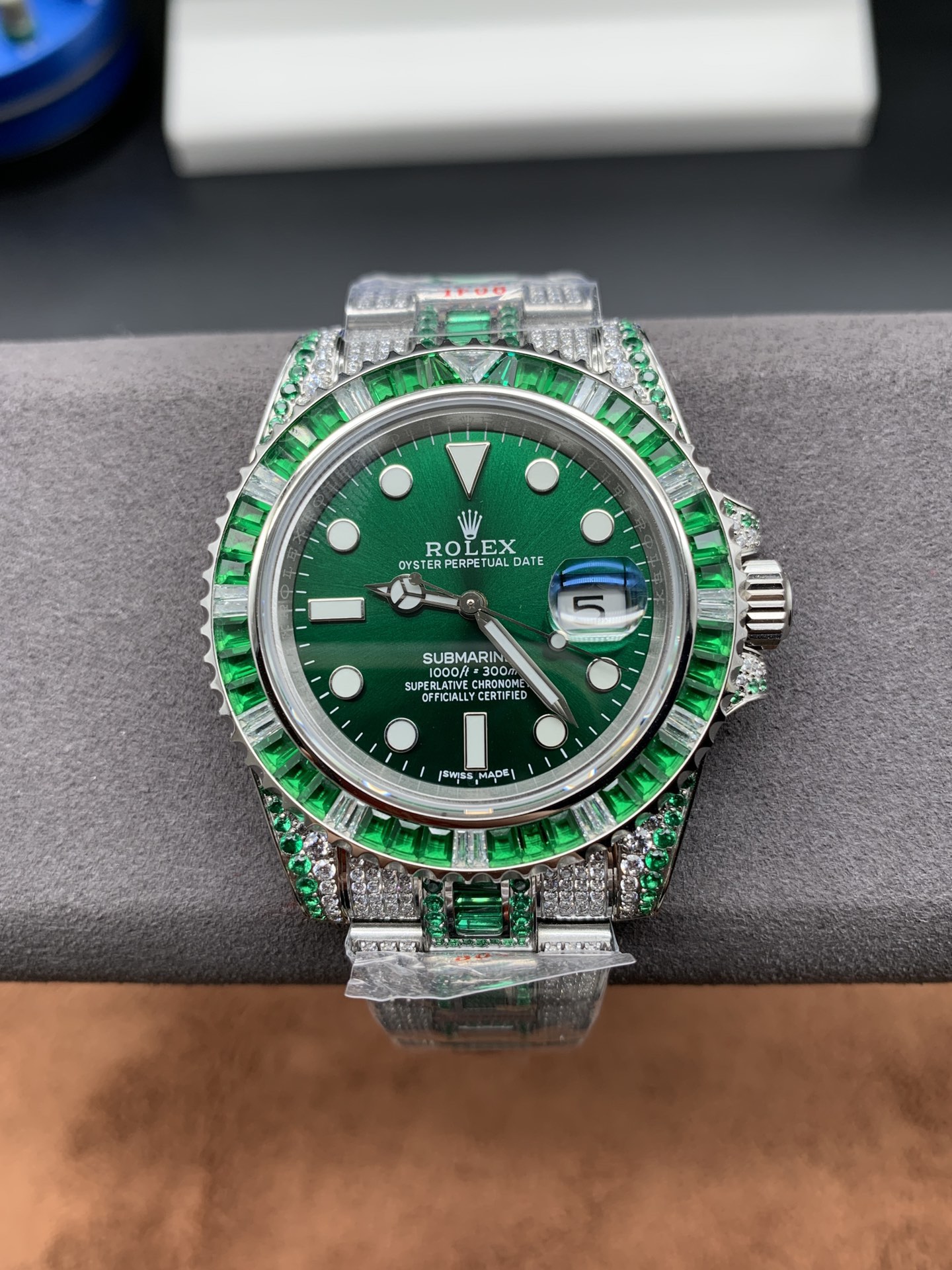 New Rolex Submariner Series Full Diamond Customized Edition. 