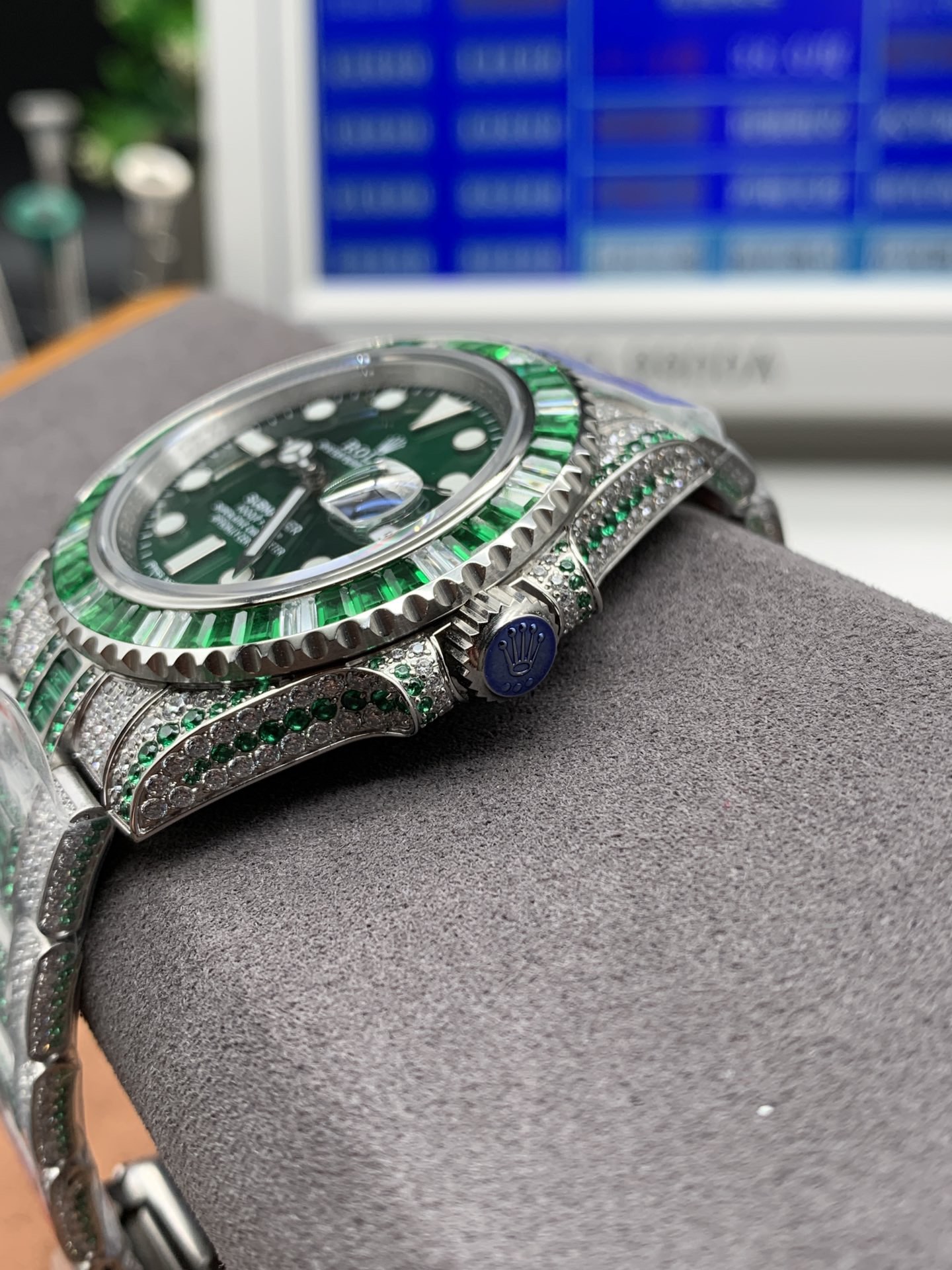 New Rolex Submariner Series Full Diamond Customized Edition. 