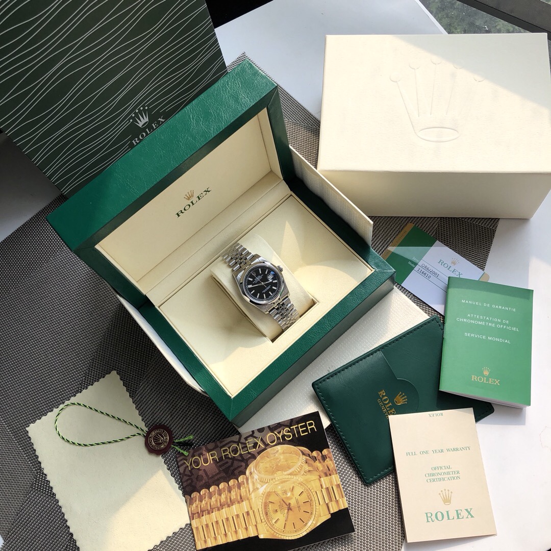 The Rolex Logbook is undoubtedly one of the most representative watches of Rolex. 