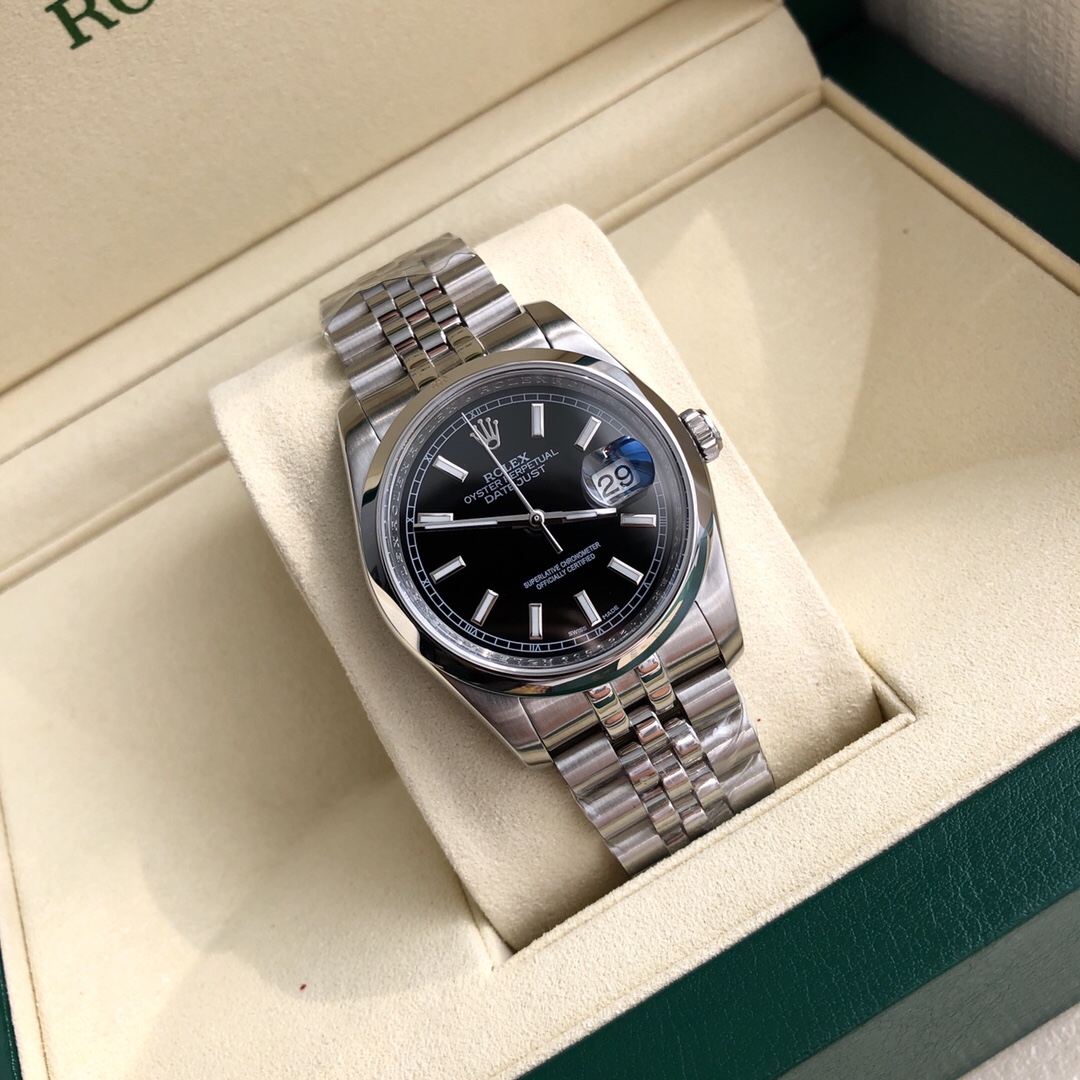 The Rolex Logbook is undoubtedly one of the most representative watches of Rolex. 