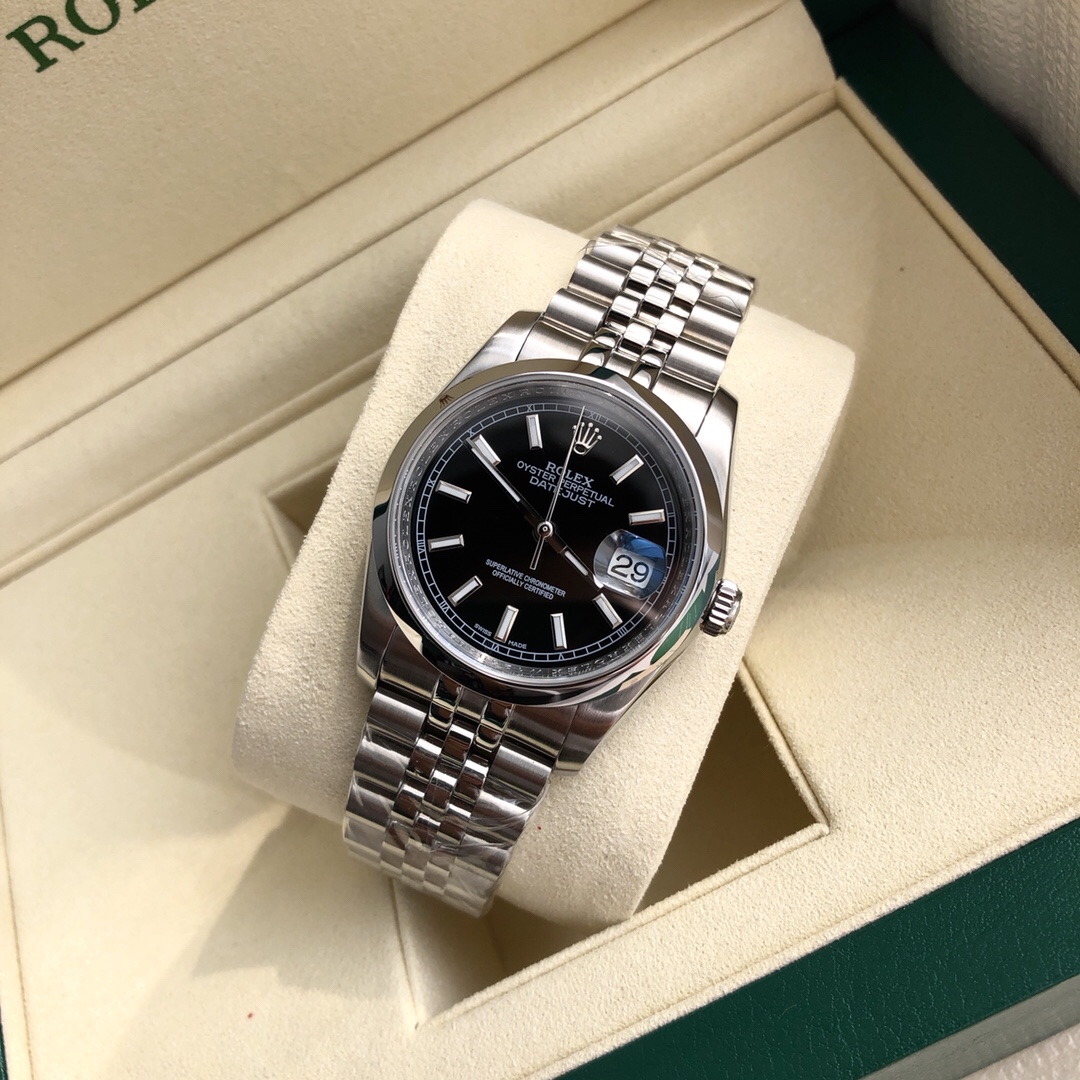 The Rolex Logbook is undoubtedly one of the most representative watches of Rolex. 