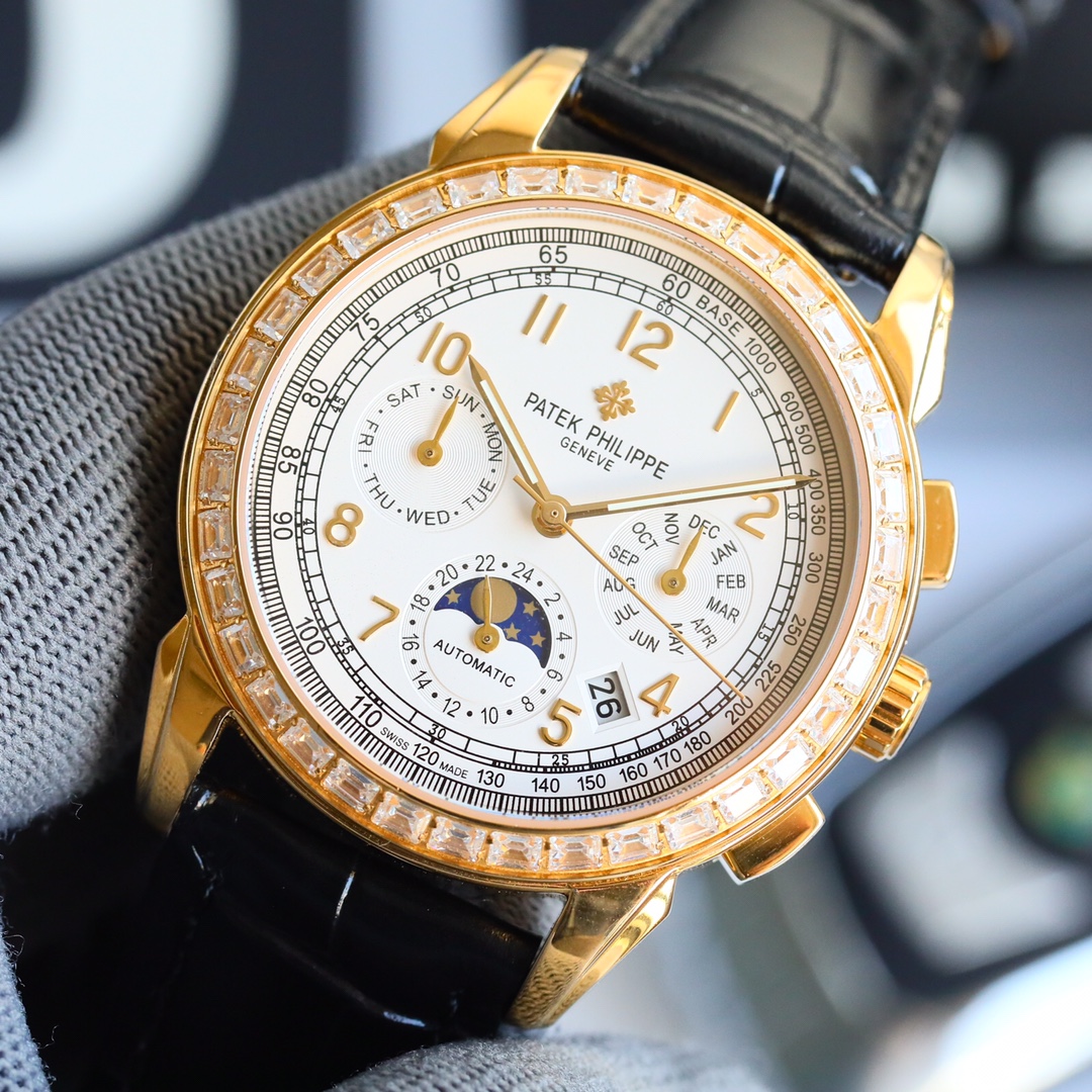 Multi functional premium perpetual calendar watch! 