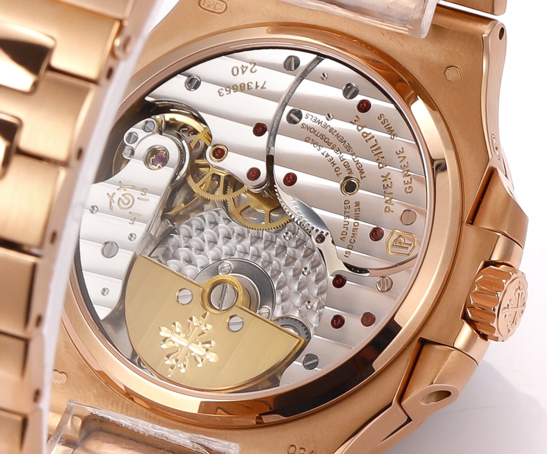 GR Patek Philippe 5712GR, 5724 "King of Steel" debuts in shock! 