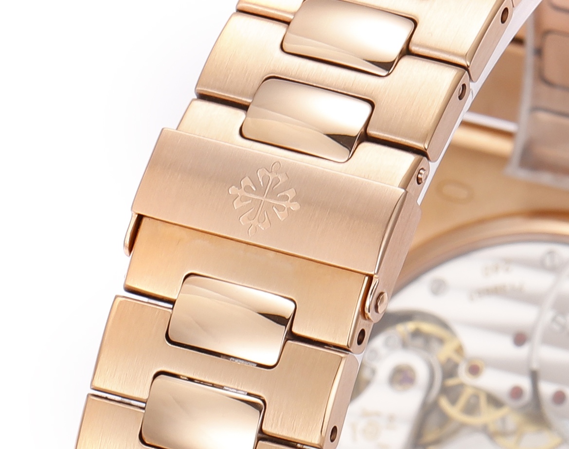 GR Patek Philippe 5712GR, 5724 "King of Steel" debuts in shock! 