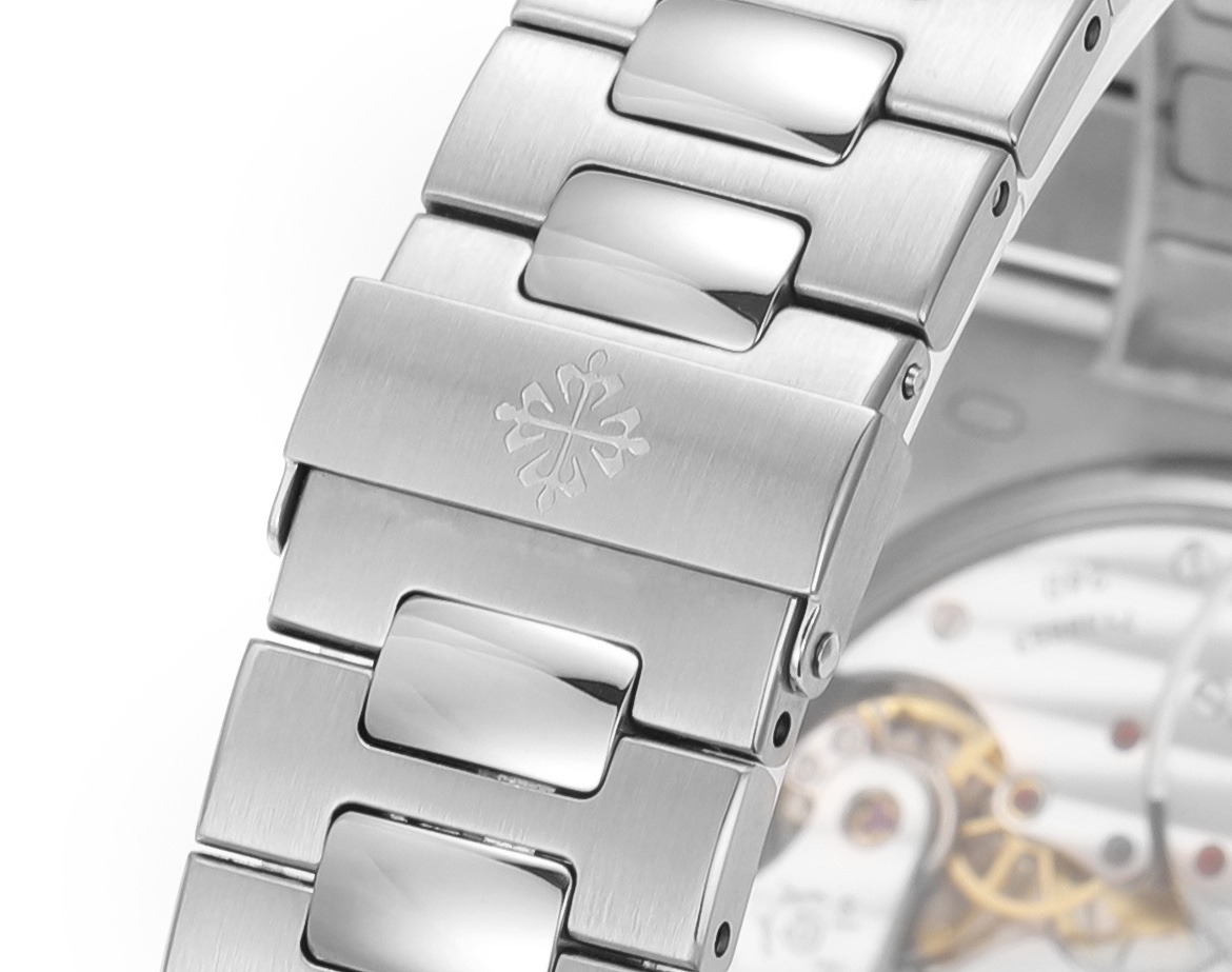 R Patek Philippe 5712GR, 5724 "King of Steel" debuts in shock! 