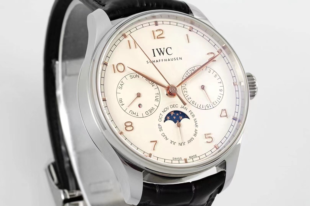 The IW344207 perpetual calendar from the Portugal series features a small three pin dial with a single crown adjustment