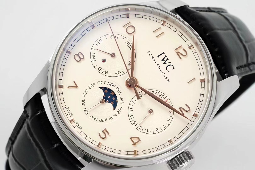 The IW344207 perpetual calendar from the Portugal series features a small three pin dial with a single crown adjustment