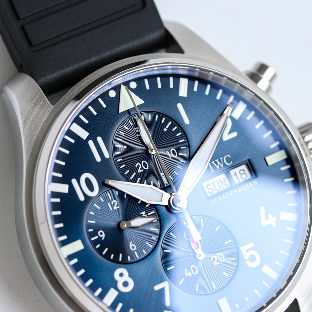 IWC Pilot Series OR6 New Fluororubber Belt with Blue Surface